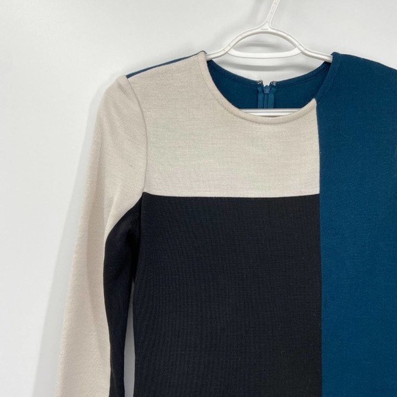 St. John Blue Ivory Colorblock Long Sleeve Dress - Picture 3 of 6